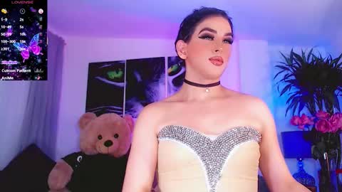 Sophie Sweet online show from 12/02/25, 05:57