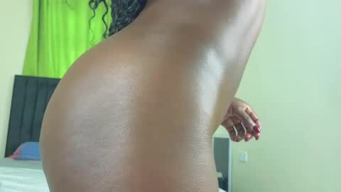 sophisticated_seline online show from 05/05/26, 10:23