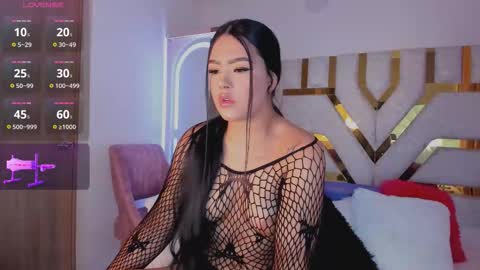 Snapshot of sophy_champagne chatting on 10/20/25, 12:22 sophy online show from 10/20/25, 12:22