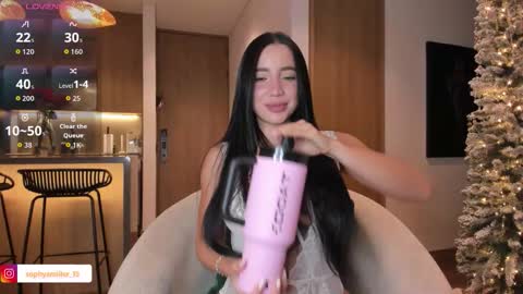Snapshot of sophyamiller_15 chatting on 01/07/26, 03:42 Sophy online show from 01/07/26, 03:42