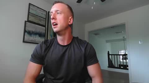 Snapshot of sorenledger chatting on 09/17/25, 10:11 SorenLedger online show from 09/17/25, 10:11