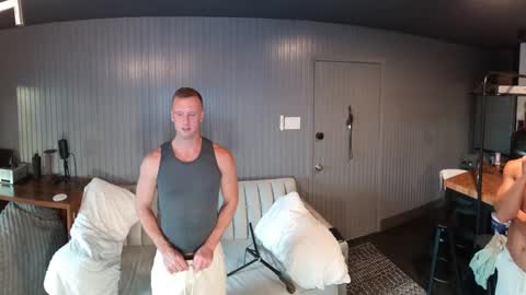 Snapshot of sorenledger chatting on 09/23/25, 11:52 SorenLedger online show from 09/23/25, 11:52