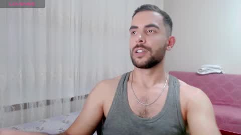 Snapshot of sorrymybadd chatting on 11/29/25, 10:02 luis online show from 11/29/25, 10:02