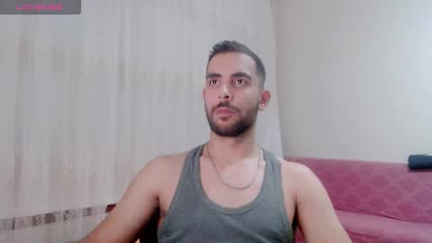 Snapshot of sorrymybadd chatting on 12/17/25, 09:43 luis online show from 12/17/25, 09:43