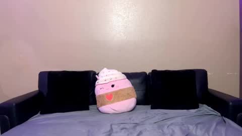 sosabless and sosalady online show from 10/24/25, 04:53