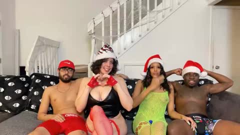 sosabless and sosalady online show from 12/15/25, 04:17