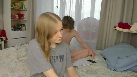 Snapshot of sosaguillypleasure chatting on 04/13/26, 10:32 sosaguillypleasure online show from 04/13/26, 10:32