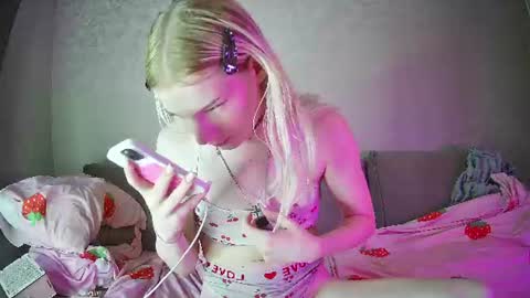 soska_albinosk online show from 07/14/26, 10:21