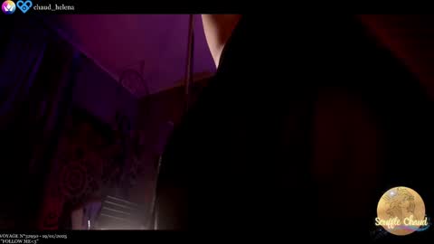 Snapshot of souffle_chaud chatting on 01/20/25, 12:04 . . online show from 01/20/25, 12:04