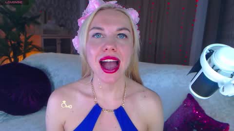 Snapshot of soul_liza chatting on 11/15/25, 06:33 Lisa online show from 11/15/25, 06:33