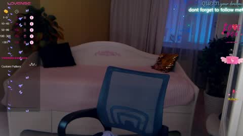 Snapshot of soul_liza chatting on 04/01/26, 02:01 Lisa online show from 04/01/26, 02:01