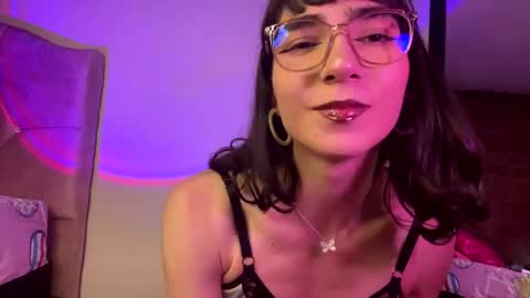 Soul Aura online show from 11/05/25, 01:05