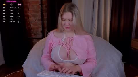 soulmeinme online show from 11/24/25, 07:46