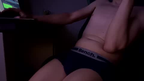 Snapshot of soulsurfer1985 chatting on 09/14/25, 02:11 soulsurfer1985 online show from 09/14/25, 02:11