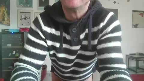 soumisanal2013 online show from 02/01/25, 08:18