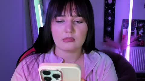 Snapshot of sour_cherry_ chatting on 05/29/26, 11:30 Jennie online show from 05/29/26, 11:30