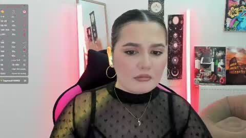 Snapshot of sour_cherry_ chatting on 06/18/26, 06:56 Jennie online show from 06/18/26, 06:56