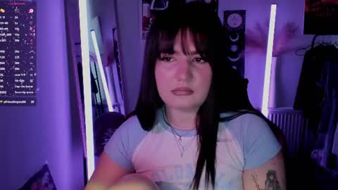 Snapshot of sour_cherry_ chatting on 07/19/26, 04:49 Jennie online show from 07/19/26, 04:49