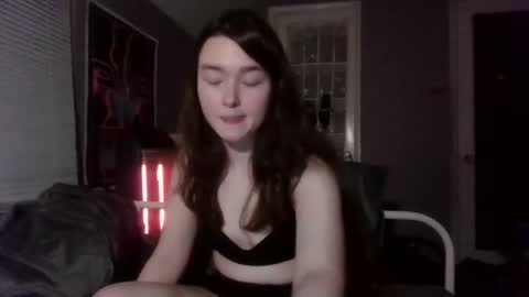 Snapshot of soursou chatting on 02/11/25, 05:05 sours online show from 02/11/25, 05:05