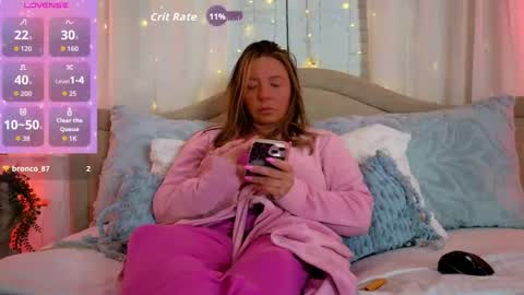 Snapshot of southernbarbii chatting on 09/15/25, 09:53 Your Barbii online show from 09/15/25, 09:53