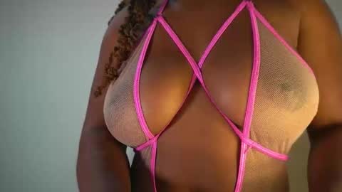 sow_fitt online show from 11/23/25, 12:10