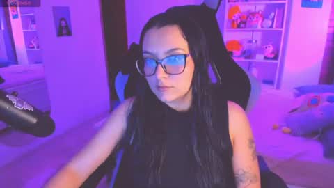 Lili online show from 07/18/26, 02:27