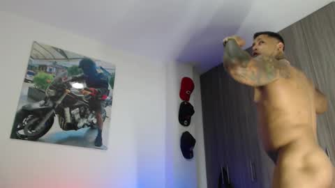 Snapshot of soy_apolo chatting on 11/05/25, 06:08 soy_apolo online show from 11/05/25, 06:08