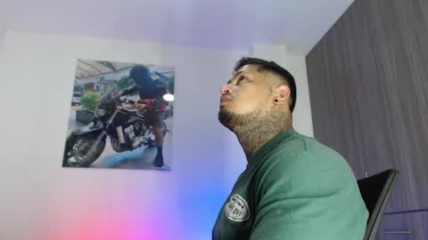 Snapshot of soy_apolo chatting on 12/03/25, 09:13 soy_apolo online show from 12/03/25, 09:13