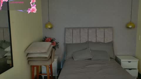 sheila smitt  online show from 05/17/26, 01:47