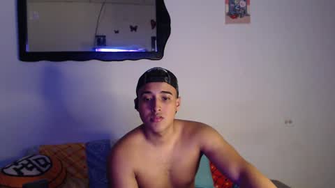 Snapshot of soy_yoel chatting on 02/15/25, 10:22 soy_yoel online show from 02/15/25, 10:22