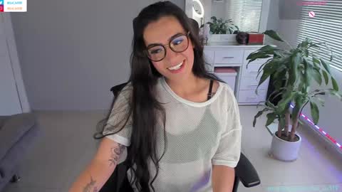 Luisa    online show from 12/28/24, 10:23