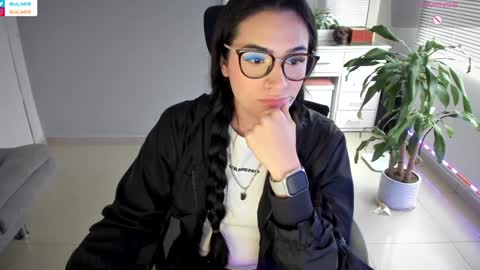 Luisa    online show from 01/07/25, 09:35