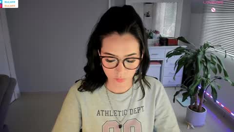 Luisa    online show from 01/08/25, 10:16