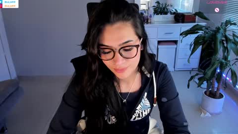 Luisa    online show from 01/15/25, 10:35