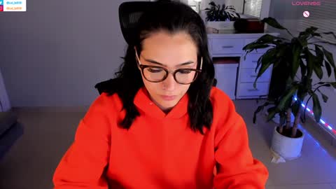 Luisa    online show from 01/18/25, 03:20