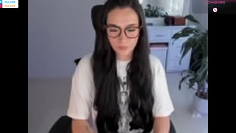 Luisa    online show from 01/18/25, 10:39