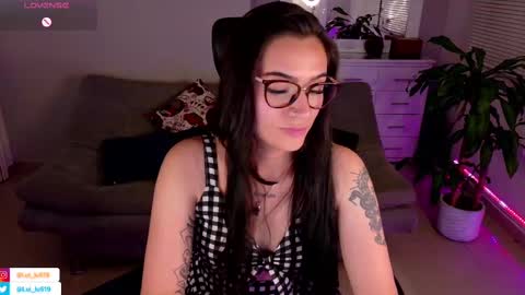 Luisa    online show from 02/10/25, 12:08