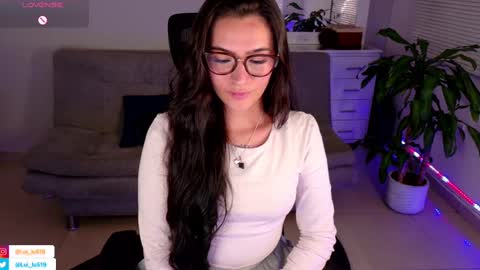 Luisa    online show from 02/19/25, 01:40