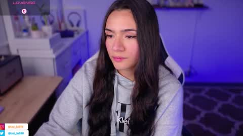 Luisa    online show from 11/13/25, 10:19