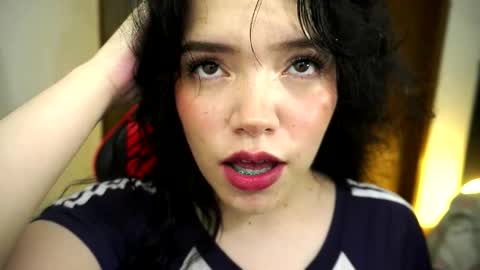 Snapshot of soyangelacortes chatting on 11/13/25, 01:04 soyangelacortes online show from 11/13/25, 01:04