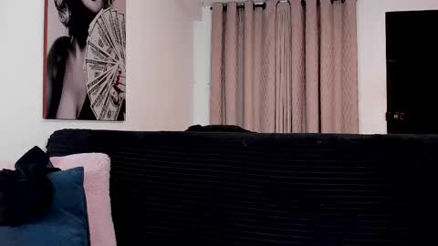 Snapshot of soyraydimarco_ chatting on 10/06/25, 11:57 RayDimarco  independent model online show from 10/06/25, 11:57