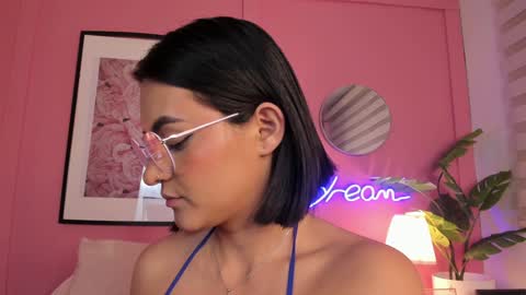 Aleja online show from 12/17/24, 10:44