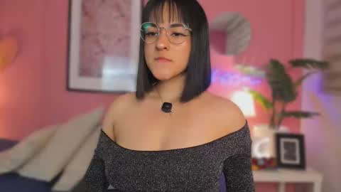 Aleja online show from 12/02/25, 05:35