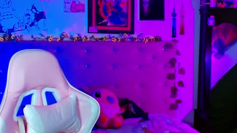 Y U K Y online show from 01/26/25, 02:24