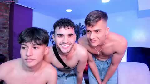 Snapshot of space_boys18 chatting on 09/29/25, 02:27 Gabo Lucas and Justin online show from 09/29/25, 02:27