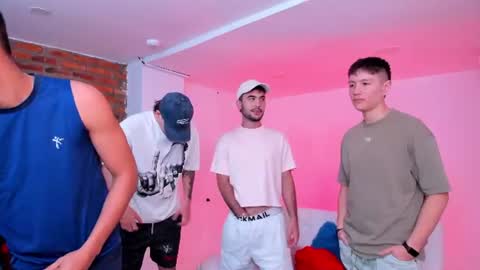 Gabo Lucas and Justin online show from 08/01/26, 02:33