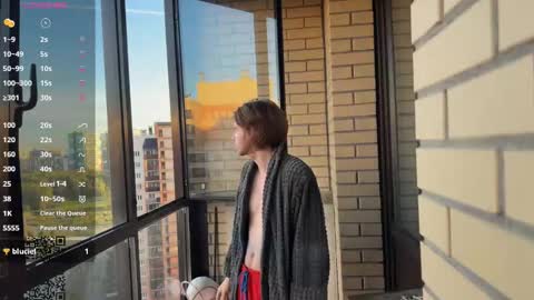 Snapshot of spaisenok chatting on 10/01/25, 02:23 Mike online show from 10/01/25, 02:23