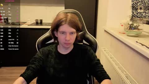 Snapshot of spaisenok chatting on 11/03/25, 04:41 Mike online show from 11/03/25, 04:41