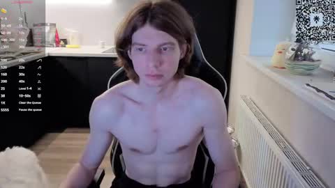 Snapshot of spaisenok chatting on 11/17/25, 12:00 Mike online show from 11/17/25, 12:00