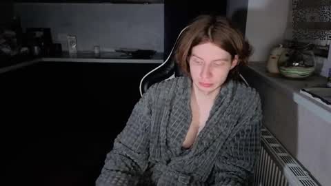 Snapshot of spaisenok chatting on 11/18/25, 09:19 Mike online show from 11/18/25, 09:19